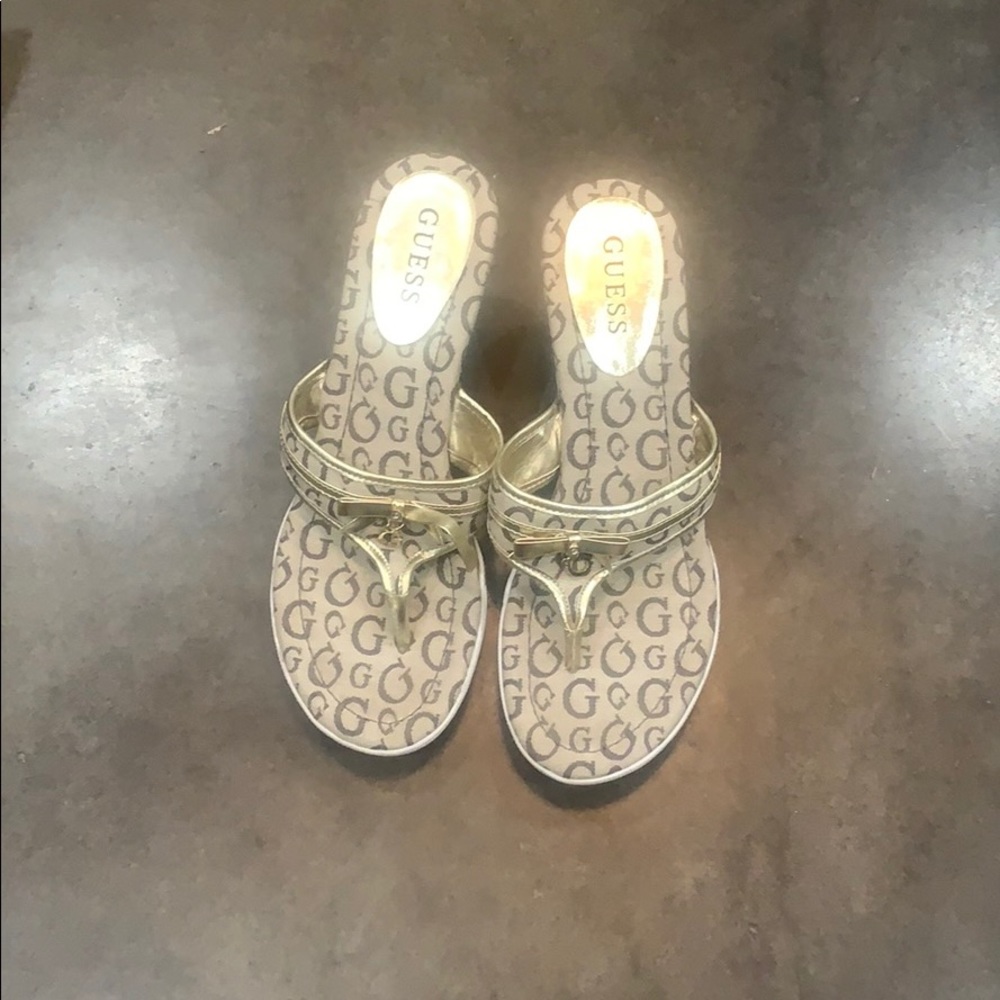 Guess wedges